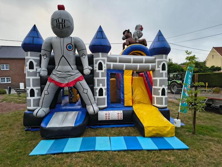Springkasteel Ridder te huur! Weekendprijs!, Hobby en Vrije tijd, Feestartikelen | Verhuur, Gebruikt, Ophalen of Verzenden