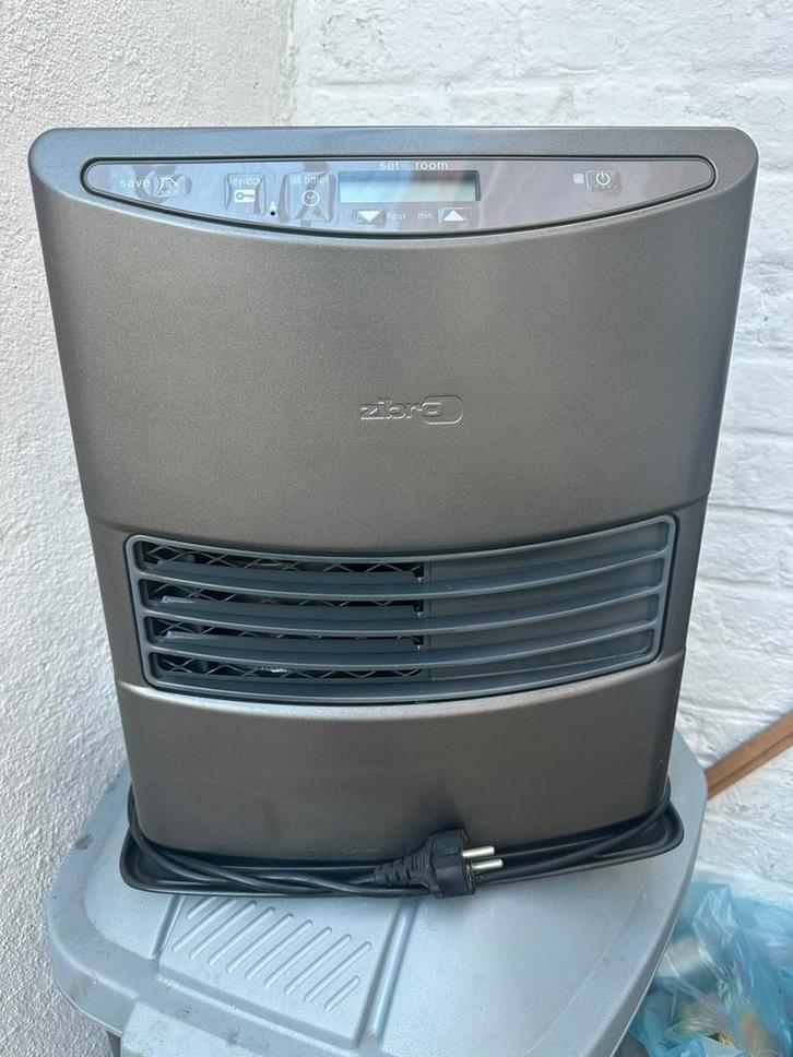 Poele a petrole zibro 3100w🔥🔥🔥🔥, Doe-het-zelf en Bouw, Verwarming en Radiatoren, Kachel, Ophalen