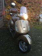 Vespa 300 GTS, Fietsen en Brommers, Scooters | Vespa, Ophalen, Gebruikt, Overige modellen, Benzine