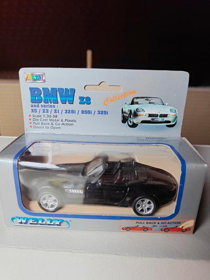 Welly BMW Z8, Hobby & Loisirs créatifs, Modélisme | Voitures & Véhicules, Comme neuf, Enlèvement ou Envoi