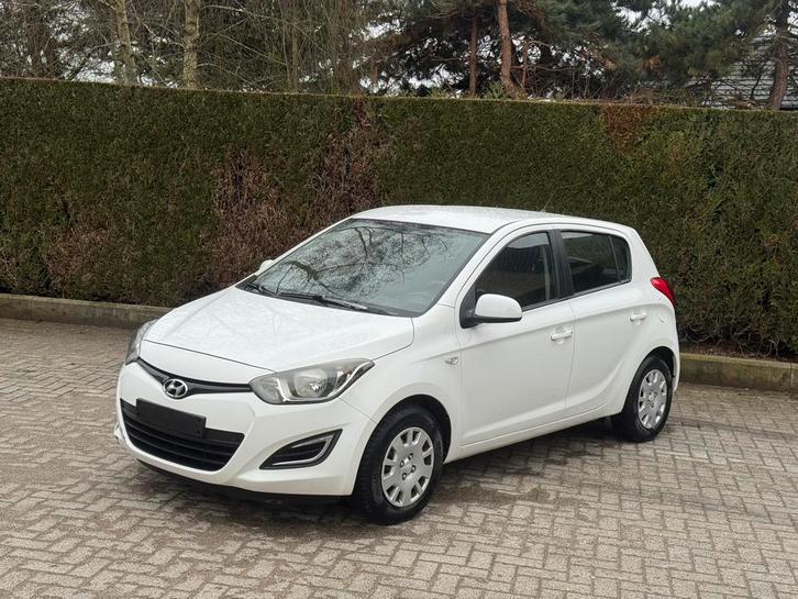 Hyundai i20, 1.1 CRDi, 2015, Airco, Roule immpecable, Autos, Hyundai, Entreprise, Achat, i20, ABS, Phares directionnels, Airbags
