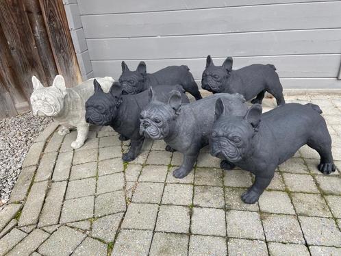 Betonnen Honden beelden 16 verschillende ., Tuin en Terras, Tuinbeelden, Nieuw, Dierenbeeld, Beton, Ophalen