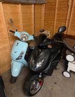 2 brommers b klasse, Fietsen en Brommers, Ophalen, Zo goed als nieuw