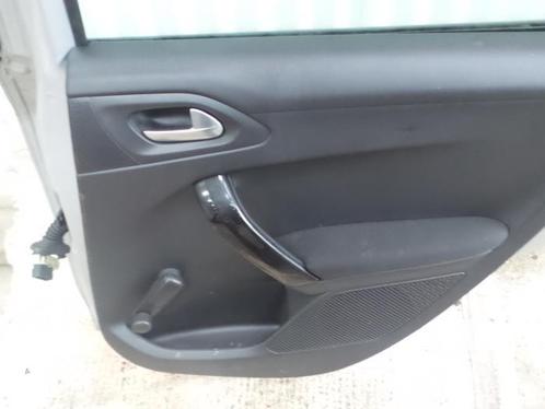 Portierruit 4Deurs rechts-achter van een Peugeot 208, Auto-onderdelen, Ruiten en Toebehoren, Gebruikt, 3 maanden garantie, Ophalen of Verzenden