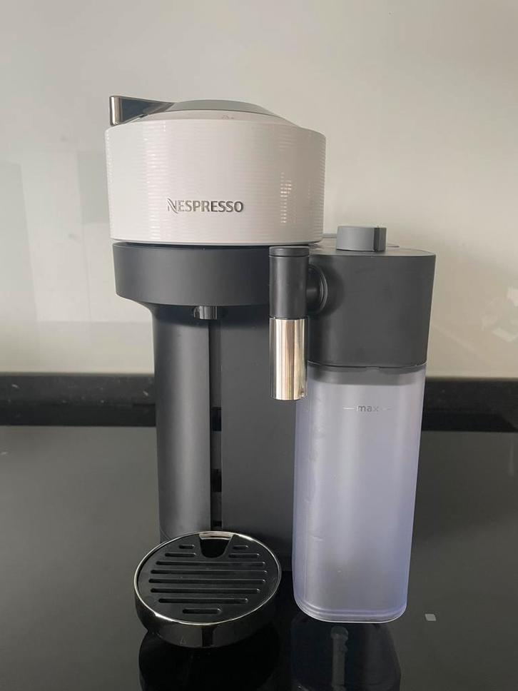 De’Longhi Lattissima One, Elektronische apparatuur, Koffiezetapparaten, Zo goed als nieuw, Overige modellen, Ophalen