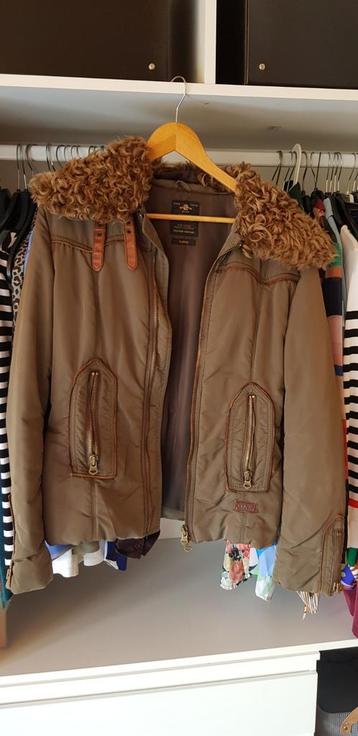 Winterjas dames kaki van Replay. Maat medium.  beschikbaar voor biedingen