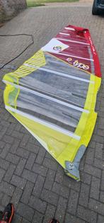 Windsurf Zeil North Sails E Type 6.6 Severne Overdrive 5.5, Ophalen, Zo goed als nieuw, Zeil, 5 tot 7 m²