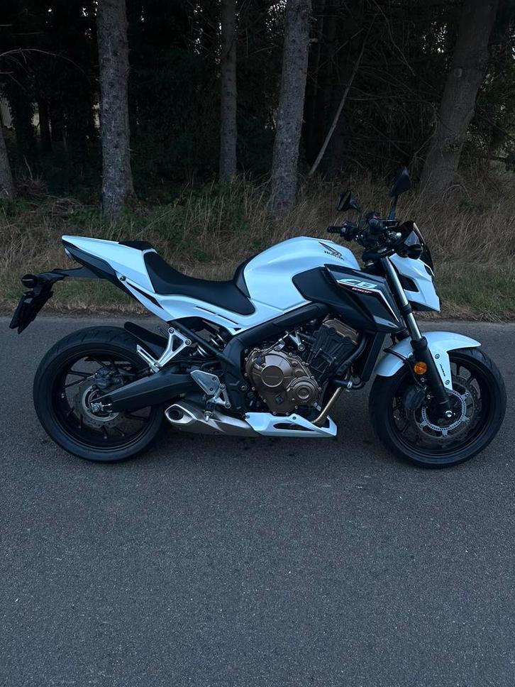 Honda CB650F, Motoren, Motoren | Honda, Particulier, Naked bike, meer dan 35 kW, 4 cilinders, Motorrijbewijs A, ABS, LED Verlichting