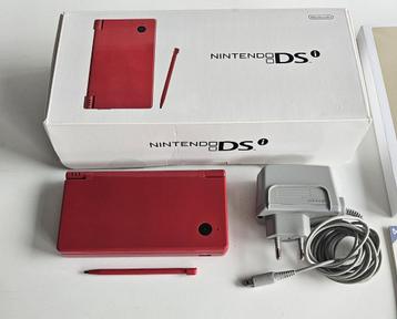 Nintendo DSi console met doos incl lader beschikbaar voor biedingen