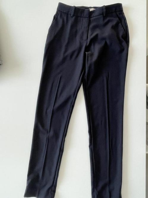 Blauwe geklede broek van H&M maat 34, in perfecte staat!, Kleding | Dames, Broeken en Pantalons, Zo goed als nieuw, Maat 34 (XS) of kleiner
