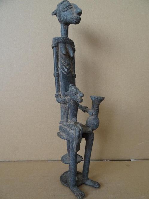 Afrikaans bronzen beeld bronzen vruchtbaarheidsbeeld 27cm, Antiek en Kunst, Kunst | Niet-Westerse kunst, Ophalen of Verzenden