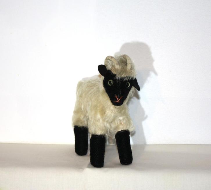 Oud Steiff berg geitje Snucki, Collections, Ours & Peluches, Utilisé, Steiff, Enlèvement ou Envoi