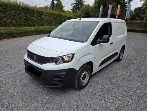 Peugeot partner 2019 1.6 blue hdi camera navi, Auto's, Bestelwagens en Lichte vracht, Bedrijf, Te koop, Achteruitrijcamera, Adaptieve lichten