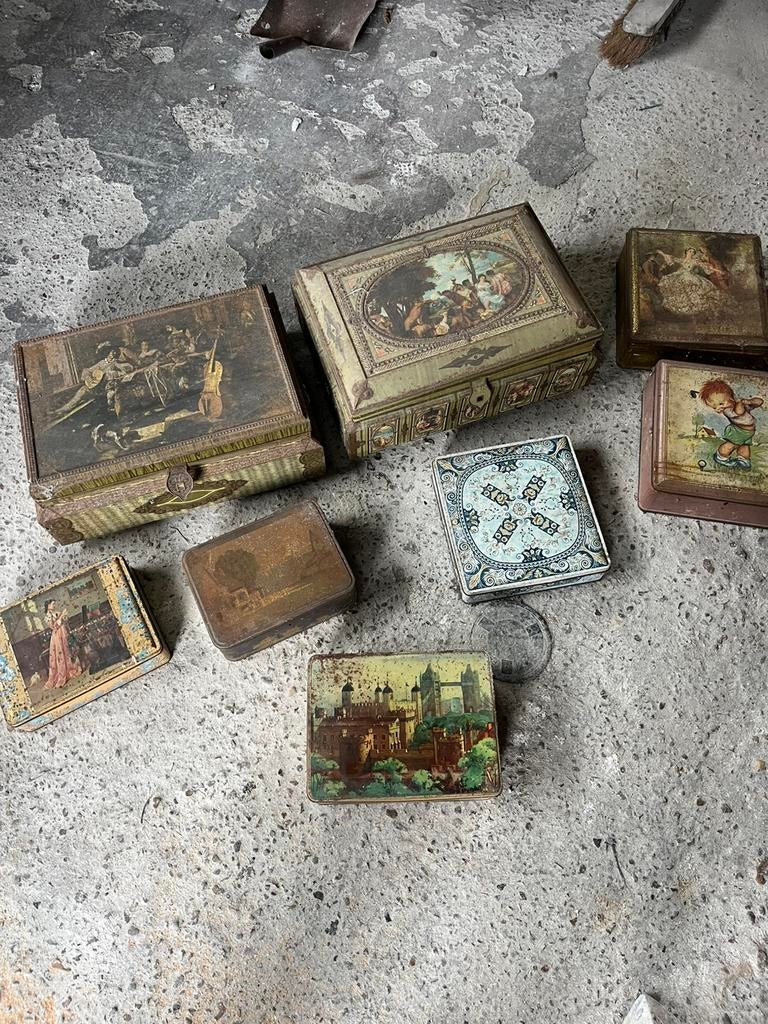 Oude koeken dozen, Ophalen, Zo goed als nieuw