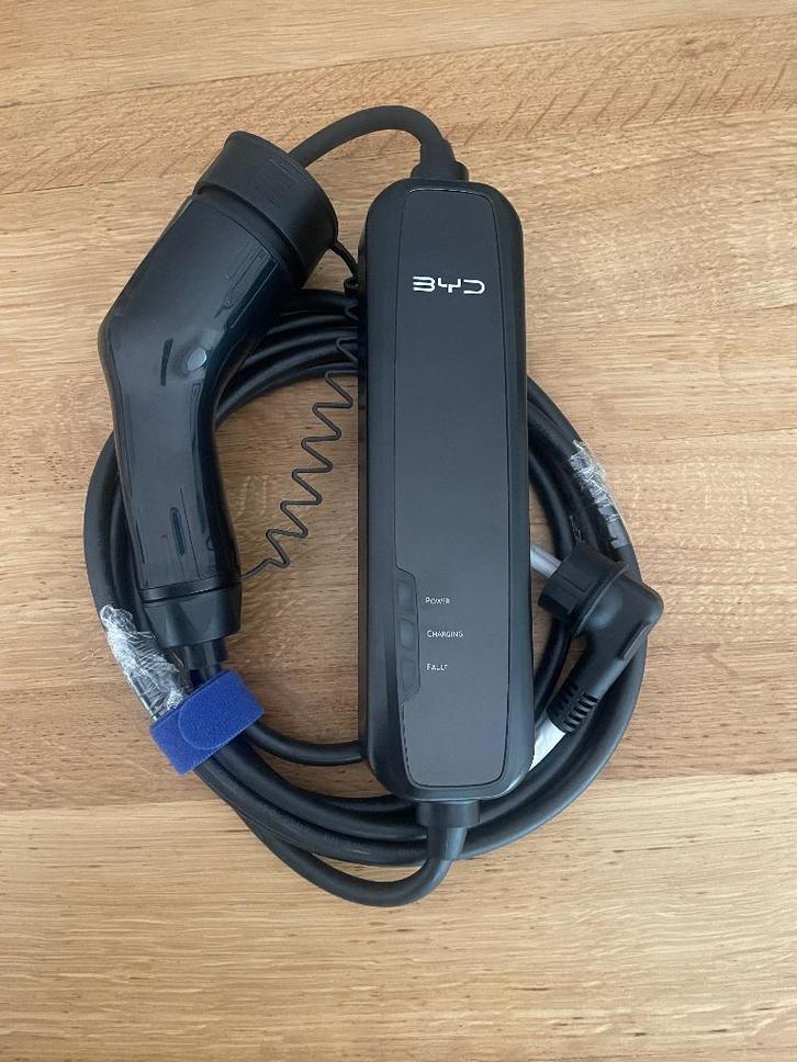 Chargeur domestique BYD Mode 2 original - Tout EV - PHEV's, Autos : Divers, Bornes de recharge, Neuf, Borne de recharge et Câble de charge