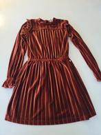 Bruine fluwelen jurk maat 140 van Jubel, Enfants & Bébés, Vêtements enfant | Taille 140, Enlèvement ou Envoi