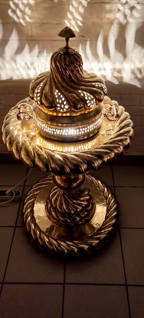 Grand brasero en laiton massif Constantinople, Collections, Porcelaine, Cristal & Couverts