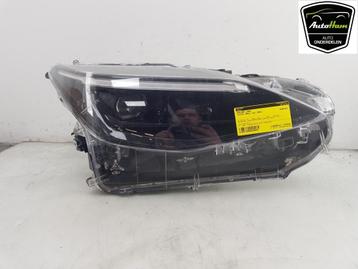 KOPLAMP RECHTS Yaris Cross (PB1 / PJ1) (|811100DP50|) beschikbaar voor biedingen