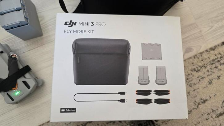 DJI MINI 3 PRO + FLY MORE KIT + 4 BATT + W-angle LENS + verz, Audio, Tv en Foto, Drones, Zo goed als nieuw, Ophalen of Verzenden