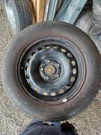 4 Pneus hiver montés sur jantes tôle Golf, Autos : Pièces & Accessoires, Pneus & Jantes, Enlèvement, Pneus hiver, Pneu(s)