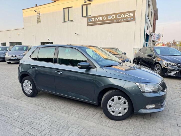 Skoda Fabia 1.0i Benzine Ambition * 1 JAAR GARANTIE * !, Auto's, Skoda, Bedrijf, Te koop, Fabia, ABS, Adaptive Cruise Control