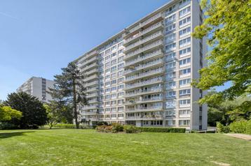 Appartement te koop in Zellik, 2 slpks beschikbaar voor biedingen