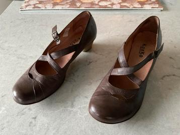 Schoenen beschikbaar voor biedingen