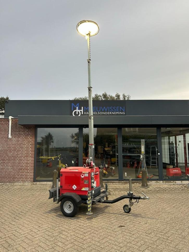 Generac Towerlight MT-1 UFO mobiele lichtmast LED 80 uren!, Doe-het-zelf en Bouw, Elektriciteit en Kabels, Zo goed als nieuw, Overige typen