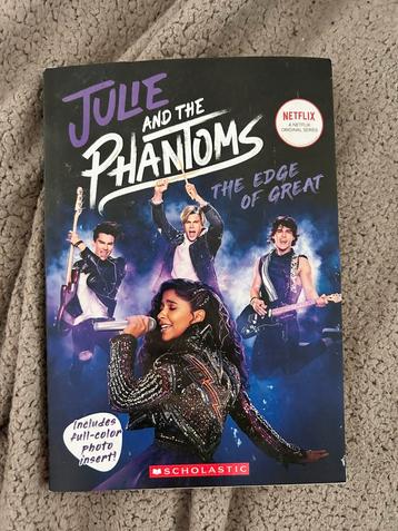 Julie and the phantoms beschikbaar voor biedingen
