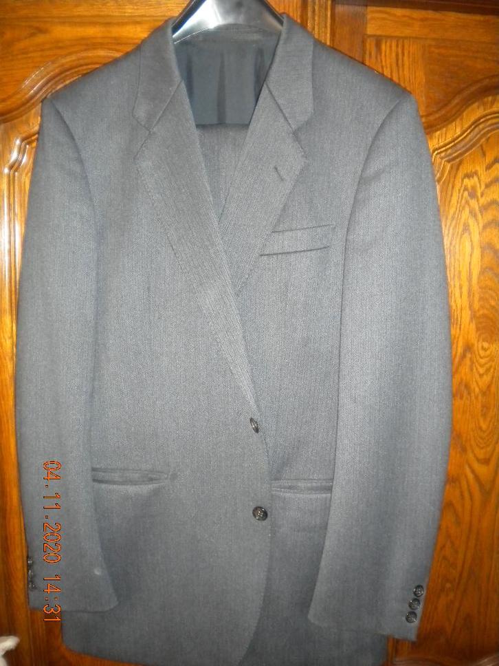 Grijs kostuum, Vêtements | Hommes, Costumes & Vestes, Taille 52/54 (L), Gris, Enlèvement