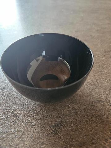 Amusepotjes rond 150 ml beschikbaar voor biedingen