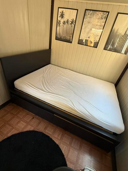 Zwart Malm bed 1m40, Huis en Inrichting, Slaapkamer | Bedden, Zo goed als nieuw, Tweepersoons, 140 cm, 200 cm, Hout, Zwart, Ophalen