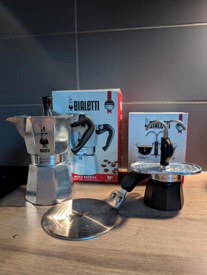 Bialetti : Moka Express + Mini Express + Plaque Induction, Maison & Meubles, Cuisine | Casseroles & Poêles, Aluminium