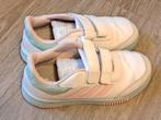 Chaussures Adidas pour filles taille 33, Enfants & Bébés, Vêtements enfant | Chaussures & Chaussettes, Enlèvement ou Envoi, Chaussures