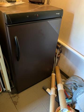 Armoire à vin, armoire climatique, armoire de rangement Clim, Synthétique, Enlèvement, Utilisé, 75 cm ou plus