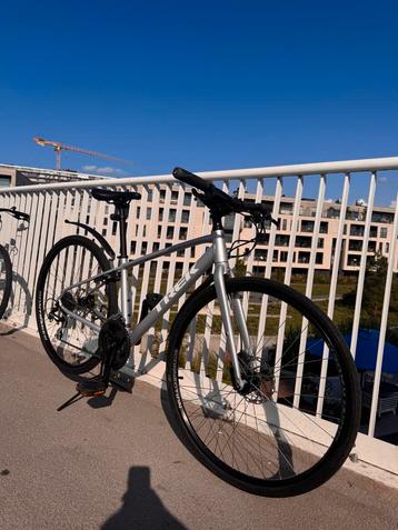 Trek FX2 disc 2022 Maat S beschikbaar voor biedingen