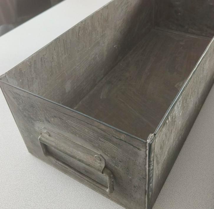 Magazijnbak, Huis en Inrichting, Woonaccessoires | Kisten, Gebruikt, Ophalen of Verzenden