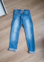 Jeans Bershka maat 34, Kleding | Dames, Spijkerbroeken en Jeans, Blauw, Ophalen of Verzenden, W27 (confectie 34) of kleiner, Zo goed als nieuw