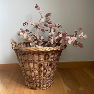 Panier en rotin/osier beschikbaar voor biedingen