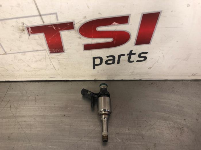 Injecteur (injection essence) d'un Volkswagen Polo, Autos : Pièces & Accessoires, Systèmes à carburant, Volkswagen, Utilisé, 3 mois de garantie