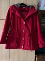 Rode winterjas, Ophalen, Zo goed als nieuw, Rood, Maat 42/44 (L)