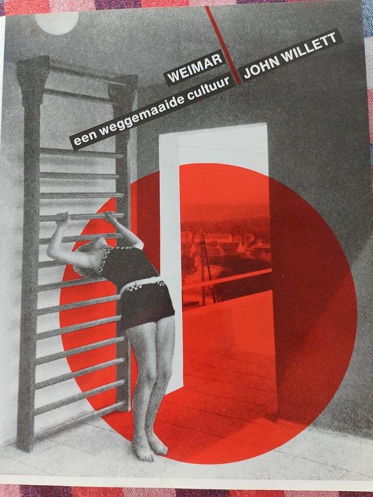 Weimar, een weg gemaaide cultuur- John Willett,1984, Boeken, Kunst en Cultuur | Architectuur, Gelezen, Ophalen of Verzenden