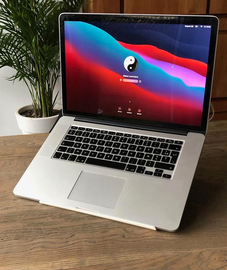 Apple MacBook Pro. Retina 15‑inch., Informatique & Logiciels, Apple Macbooks, Utilisé, MacBook Pro, 15 pouces, 3 à 4 Ghz, 512 GB