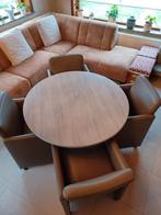 Kuipstoelen en tafel, Huis en Inrichting, Stoelen, Ophalen, Gebruikt, Bruin, Vier