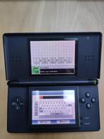 Nintendo DS Lite (Onyx Black) + lader + hoes Pokémon, Ophalen, Gebruikt