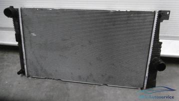 Radiator BMW  5-serie benzine N20  17 11 8 672 010 beschikbaar voor biedingen