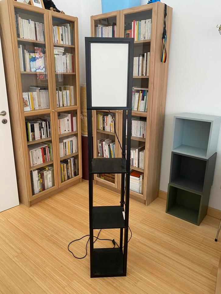 Lampadaire en bois avec 3 planchers, Huis en Inrichting, Slaapkamer | Nachtkastjes, Gebruikt, 70 cm of meer, Minder dan 45 cm