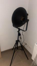 Lampe, Ophalen, Zo goed als nieuw