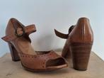 Vintage Italiaanse lederen sandalen, Kleding | Dames, Schoenen, Bruin, Hundred100, Zo goed als nieuw, Sandalen of Muiltjes