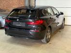BMW 116 d Navi LED Camera CarPlay EURO6d Garantie, Auto's, Voorwielaandrijving, Gebruikt, Zwart, Bedrijf